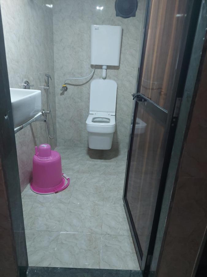 Asra Dormitory For Male And Female Мумбаї Екстер'єр фото